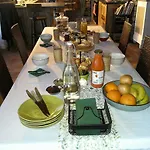 Le Clocooning D'hôtes Couette-café Billy (Allier)