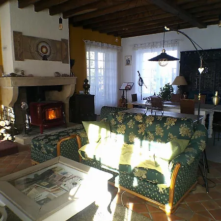 Le Clocooning D'hotes Bed & Breakfast Billy (Allier)