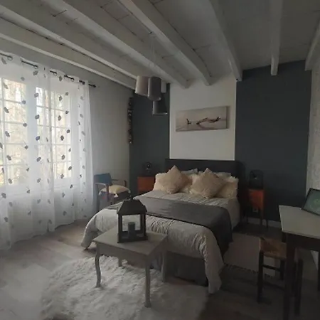 Le Clocooning D'hotes Bed & Breakfast Billy (Allier)